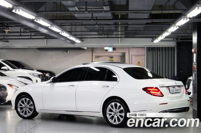 Mercedes-Benz E-Class (W213) E300 Exclusive 2019 — фото 4