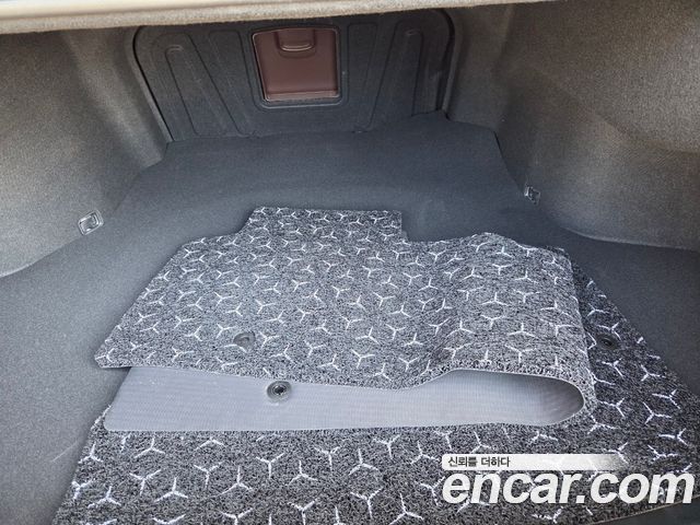 Hyundai Grandeur (GN7) 2,5 Gasoline 2WD Premium 2026 — фото 21