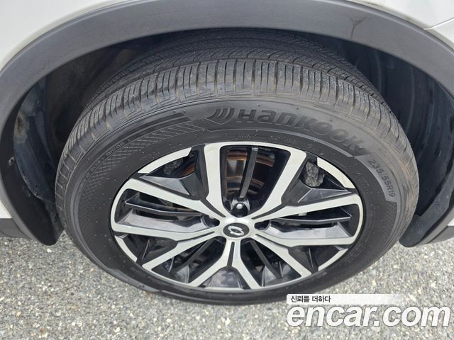 Renault Korea QM6 2.0 LPe RE Signature 2WD 2023 — фото 9
