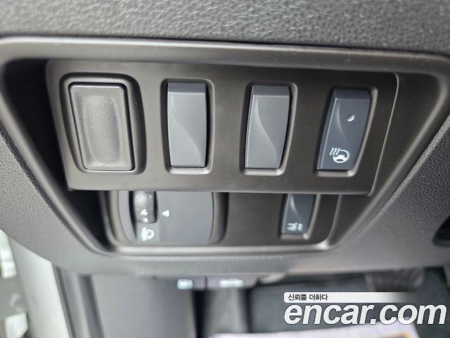 Renault Korea QM6 2.0 LPe RE Signature 2WD 2023 — фото 20