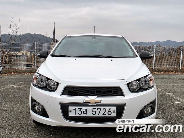 Chevrolet Aveo Sedan LS Deluxe 2014 — фото 3