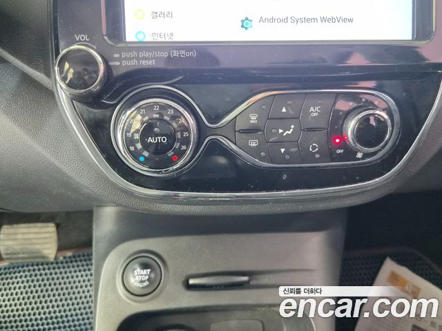 Renault Korea QM3 RE 2017 — фото 20
