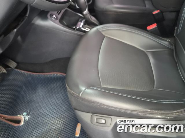 Renault Korea QM3 RE 2017 — фото 23