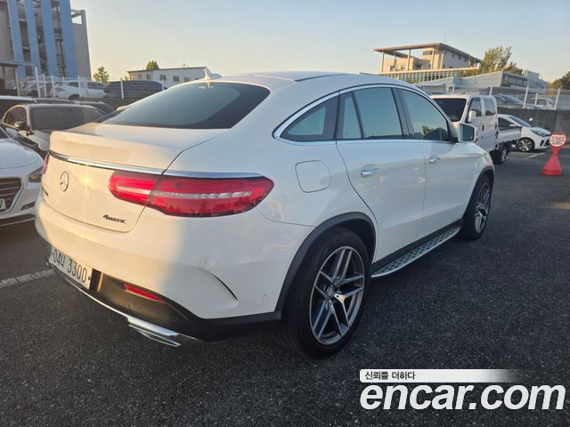 Mercedes-Benz GLE-Class (W166) GLE350 d 4MATIC Coupe 2017 — фото 6