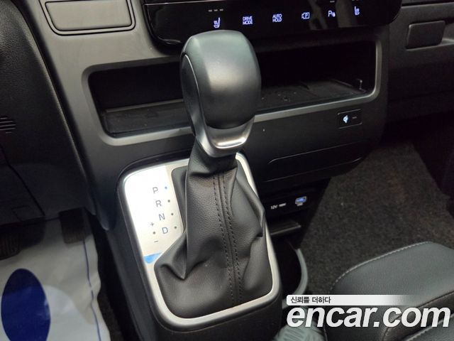 Hyundai Staria L3.5 Tourer 11-Seater Modern 2025 — фото 8