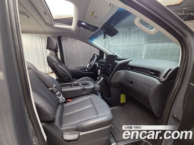 Hyundai Staria L3.5 Tourer 11-Seater Modern 2025 — фото 16