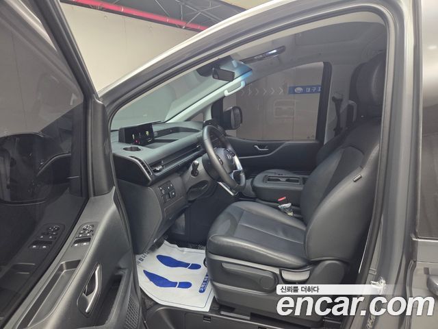 Hyundai Staria L3.5 Tourer 11-Seater Modern 2025 — фото 21