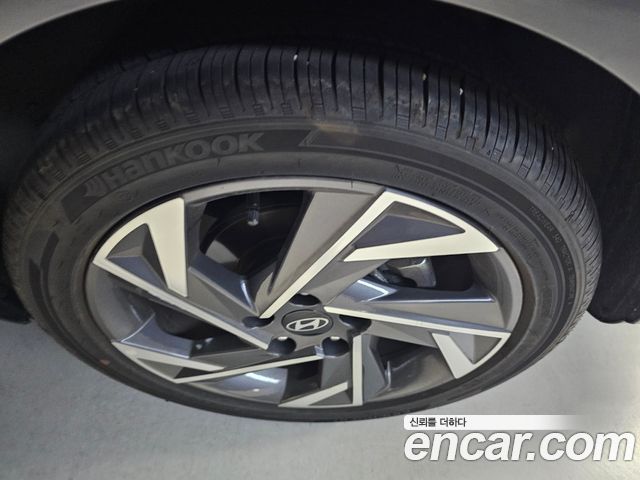 Hyundai Avante (CN7) 1.6 Inspiration 2024 — фото 16