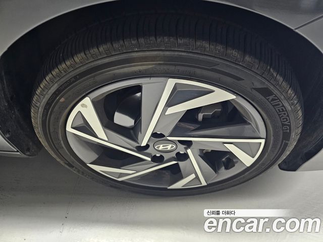 Hyundai Avante (CN7) 1.6 Inspiration 2024 — фото 18