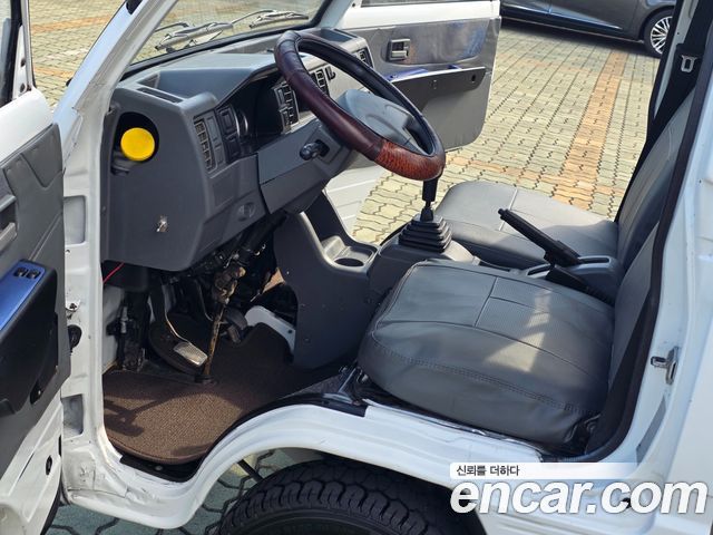 Chevrolet Labo Long Cargo-Deck DLX 2017 — фото 15