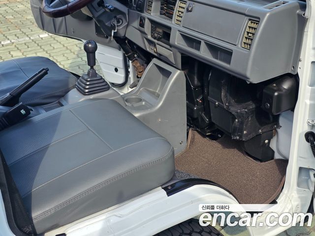 Chevrolet Labo Long Cargo-Deck DLX 2017 — фото 18