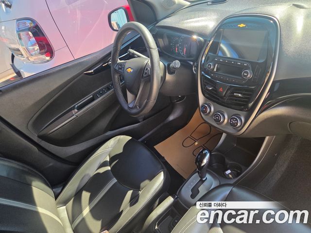 Chevrolet Spark Premier 2019 — фото 16