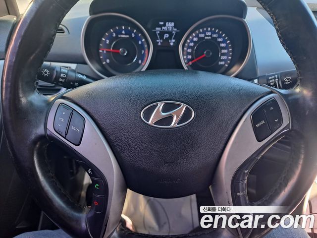 Hyundai Avante (MD) M16 GDI Smart 2013 — фото 16