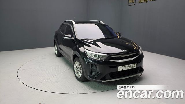 Kia Stonic Diesel 1.6 Deluxe 2018 — фото 3
