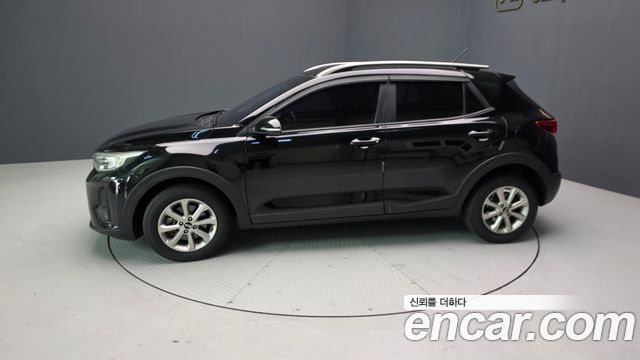 Kia Stonic Diesel 1.6 Deluxe 2018 — фото 8