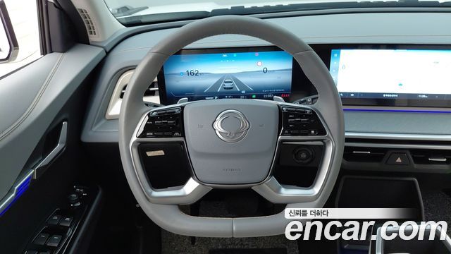 KG Mobility (SsangYong) Torres EVX E7 2024 — фото 22
