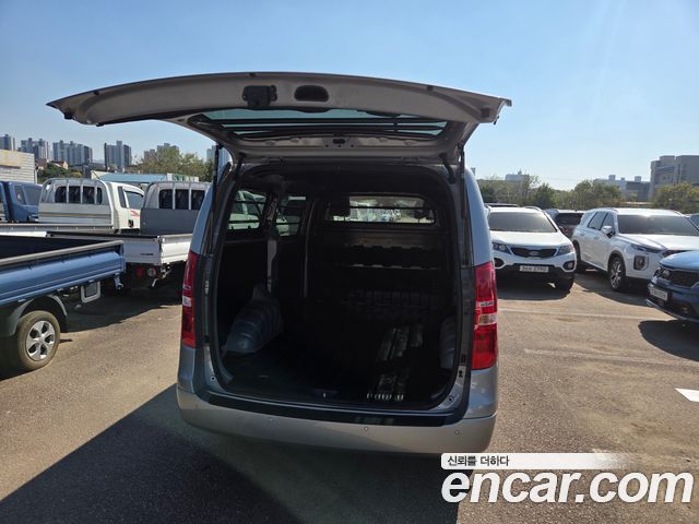 Hyundai Grand Starex Van 3-Seater Smart 2021 — фото 4