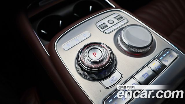 Genesis G90 (RS4) Gasoline 3.5 Turbo AWD 2022 — фото 8