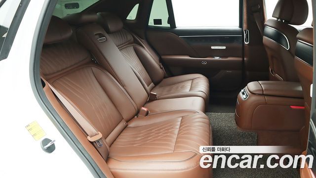 Genesis G90 (RS4) Gasoline 3.5 Turbo AWD 2022 — фото 16
