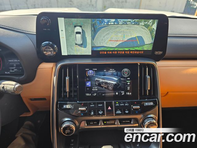 Lexus LX (IV) 700h Luxury 2025 — фото 18