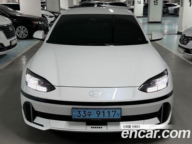 Hyundai Ioniq 6 Long Range AWD Exclusive + 2023 — фото 3