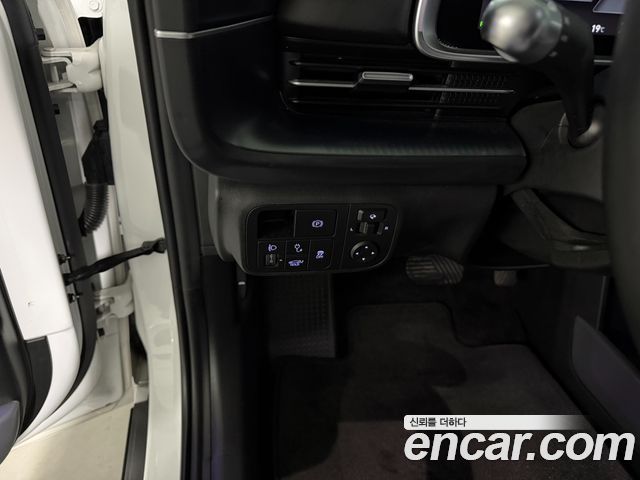 Hyundai Ioniq 6 Long Range AWD Exclusive + 2023 — фото 17