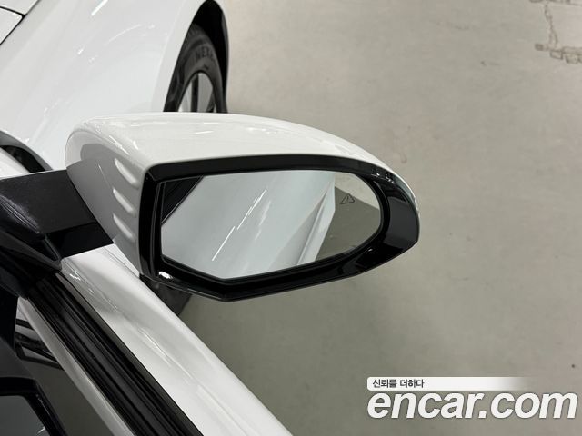 Hyundai Ioniq 6 Long Range AWD Exclusive + 2023 — фото 21