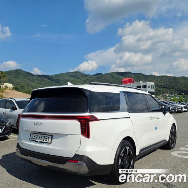 Kia Carnival (IV) Diesel 9-Seater Signature 2024 — фото 2