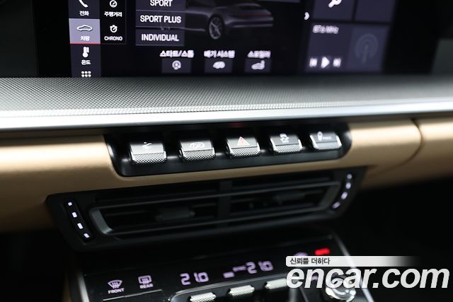 Porsche 911 (992) Carrera 4S Cabriolet 2021 — фото 17