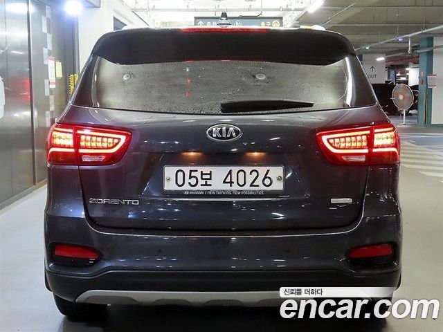 Kia Sorento Diesel 2.0 2WD Noblesse 2019 — фото 3