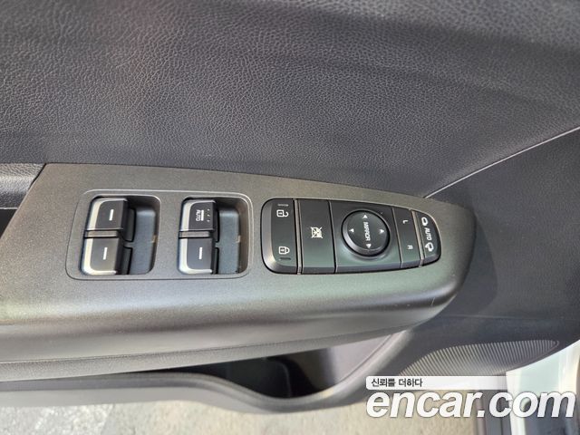 Kia Sportage The Bold Diesel 2.0 4WD Prestige 2020 — фото 19