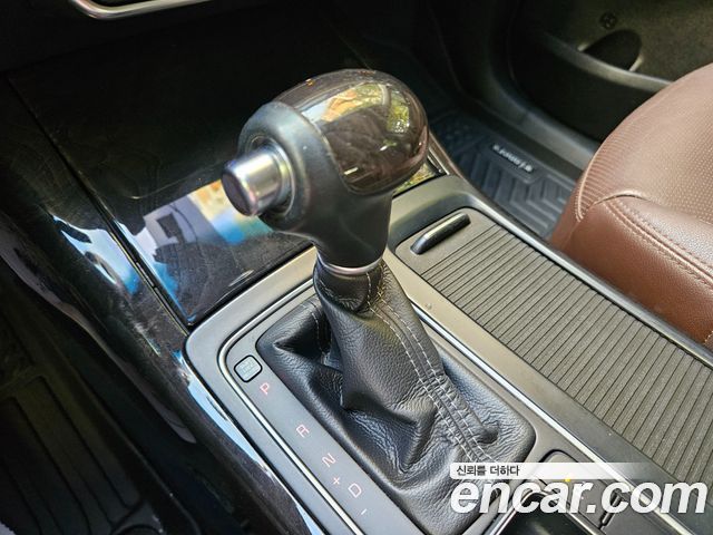 Kia Sorento Diesel 2.0 2WD Noblesse 2016 — фото 9