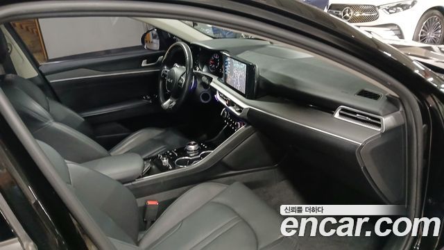 Kia K5 (III) 2.0 Trendy 2023 — фото 10