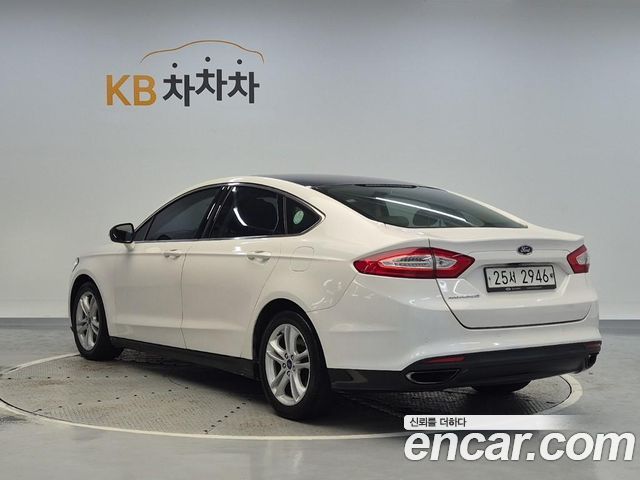 Ford Mondeo (IV) 2.0 Trend 2015 — фото 2