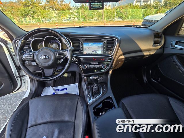 Kia K5 LPI Noblesse 2015 — фото 8