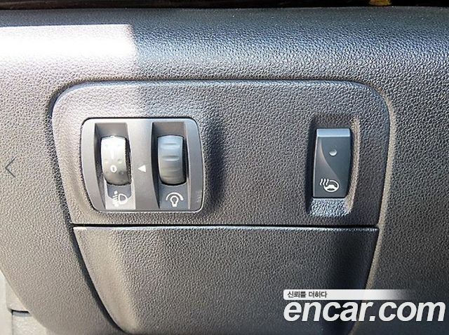 Renault Korea SM6 2.0 GDe SE 2016 — фото 16