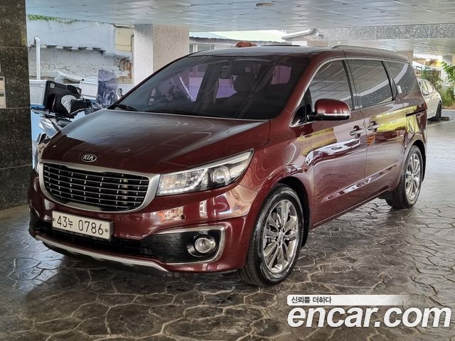 Kia Carnival 9-seater Prestige 2016 — фото 3