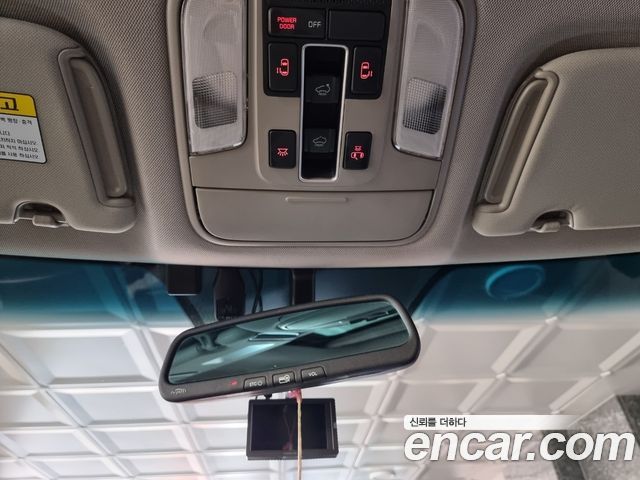 Kia Carnival 9-seater Prestige 2016 — фото 19