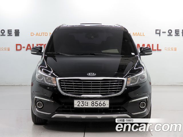 Kia Carnival 9-seater Prestige 2015 — фото 2
