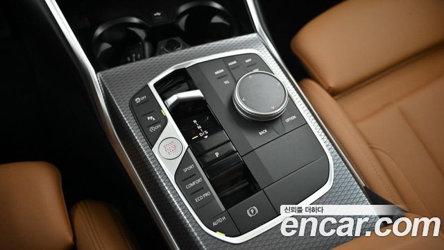 BMW 3 Series (G20) 320i Touring M Sports 2025 — фото 9
