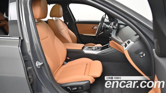 BMW 3 Series (G20) 320i Touring M Sports 2025 — фото 10