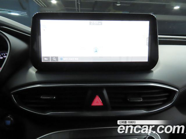 Hyundai Santa Fe Diesel 2.2 2WD Prestige 2021 — фото 16