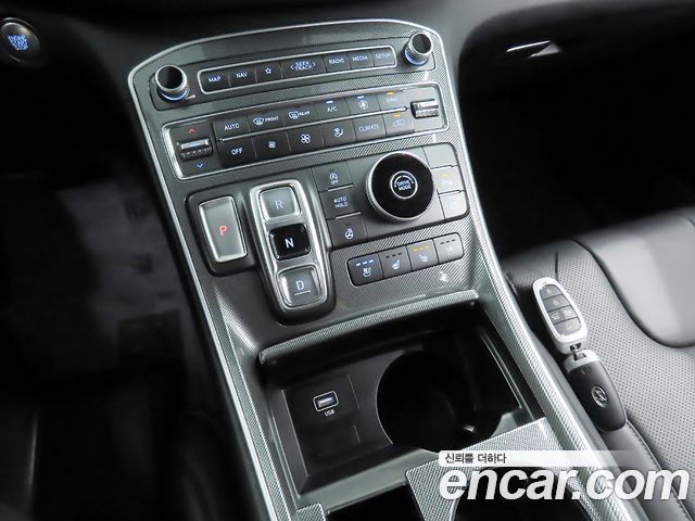 Hyundai Santa Fe Diesel 2.2 2WD Prestige 2021 — фото 17