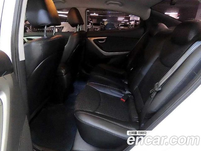 Hyundai Avante 1.6 VGT Style 2014 — фото 8