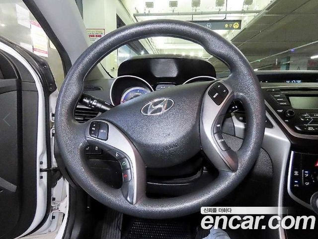 Hyundai Avante 1.6 VGT Style 2014 — фото 9