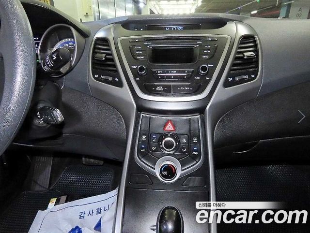 Hyundai Avante 1.6 VGT Style 2014 — фото 16