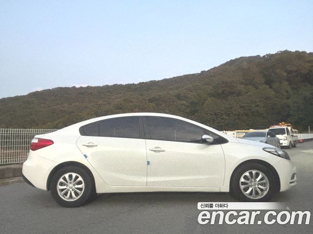 Kia K3 Deluxe 2015 — фото 6