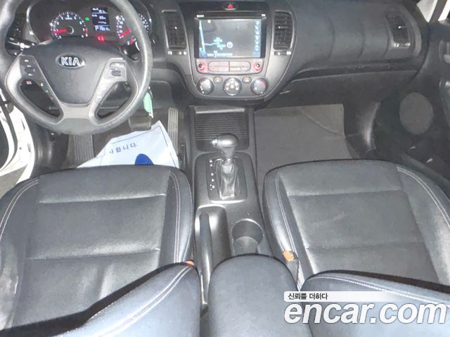 Kia K3 Deluxe 2015 — фото 21