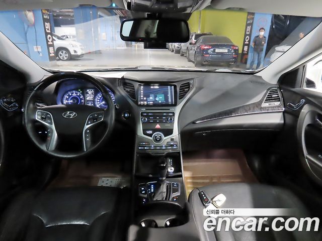 Hyundai Grandeur (HG) HG240 Modern 2015 — фото 7