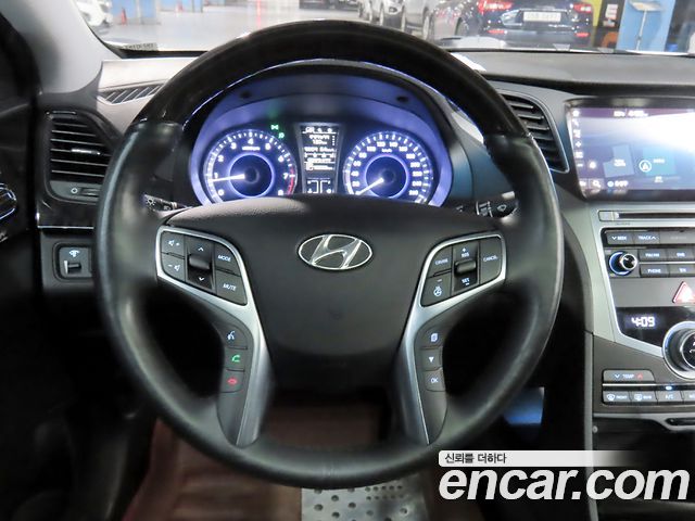 Hyundai Grandeur (HG) HG240 Modern 2015 — фото 19